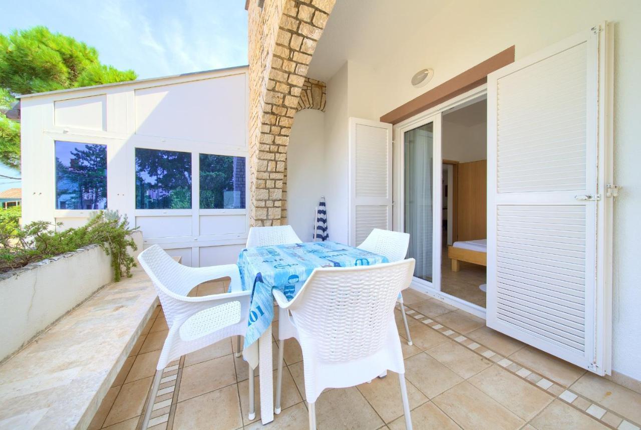プナト Bed&Breakfast Lucija Bed & Breakfast エクステリア 写真