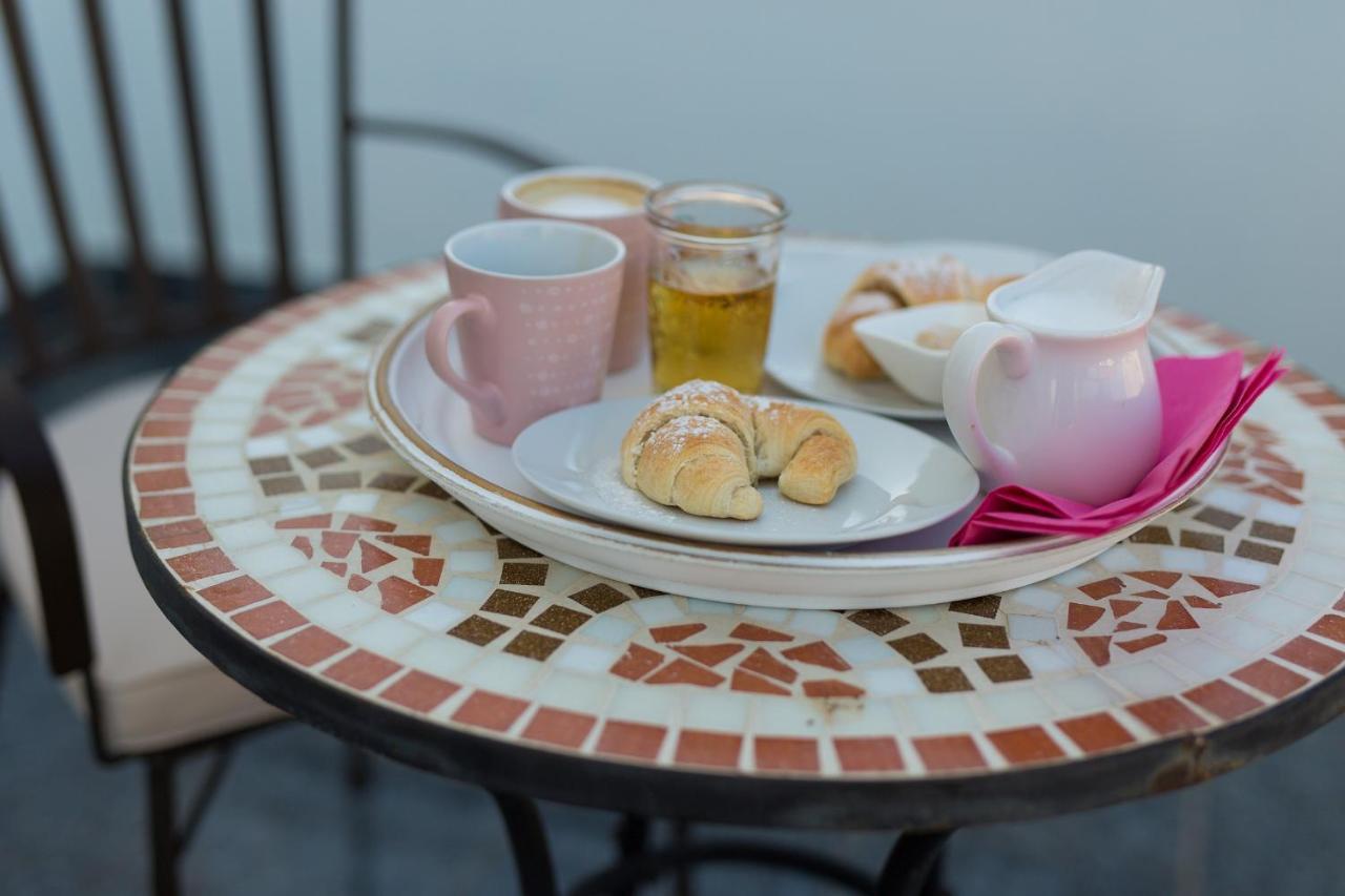 プナト Bed&Breakfast Lucija Bed & Breakfast エクステリア 写真
