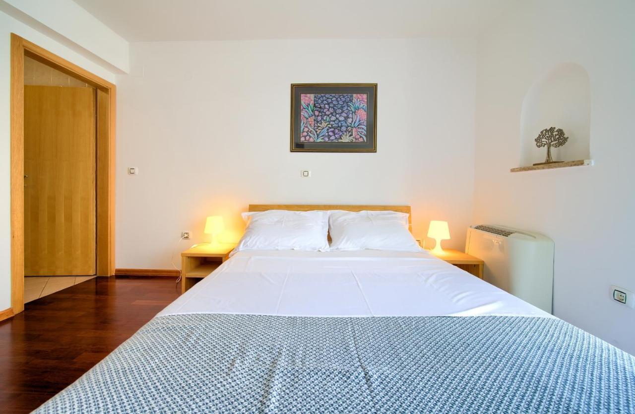 プナト Bed&Breakfast Lucija Bed & Breakfast エクステリア 写真