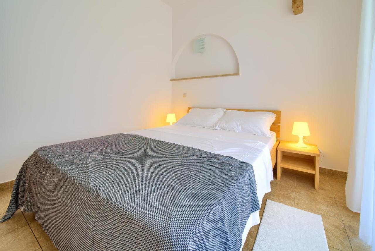 プナト Bed&Breakfast Lucija Bed & Breakfast エクステリア 写真