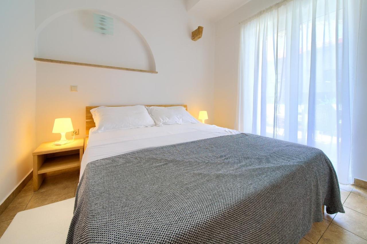 プナト Bed&Breakfast Lucija Bed & Breakfast エクステリア 写真
