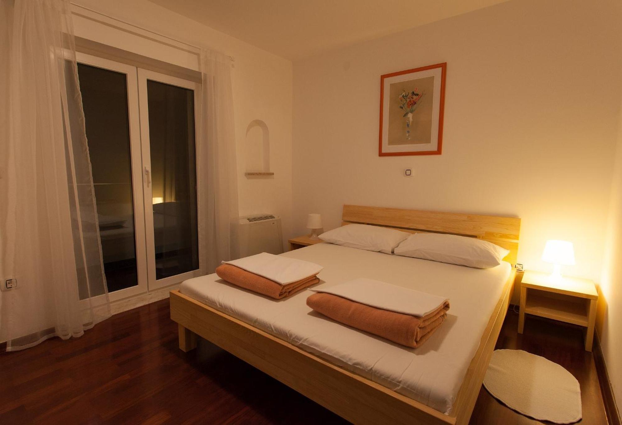プナト Bed&Breakfast Lucija Bed & Breakfast エクステリア 写真